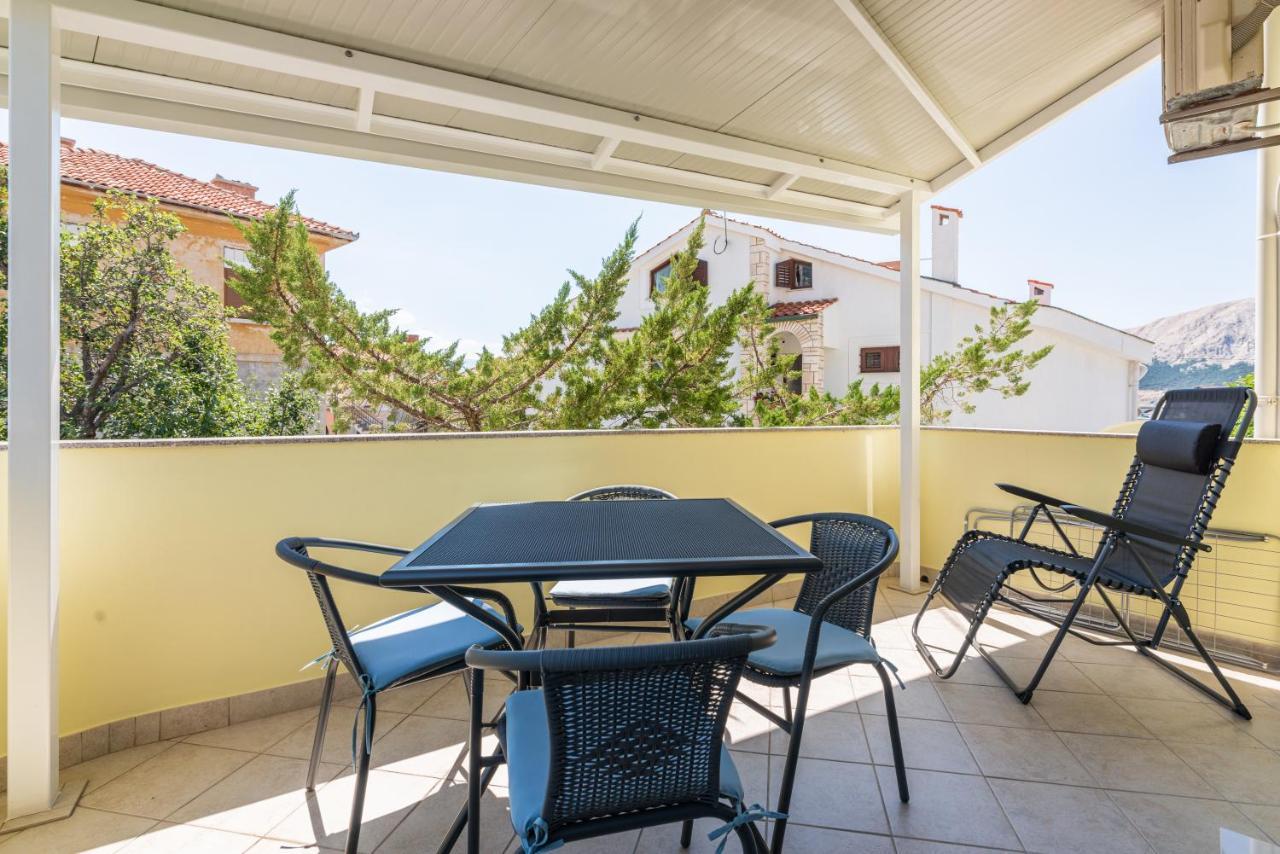 Apartment Luiza With Terrace Baška Exterior foto